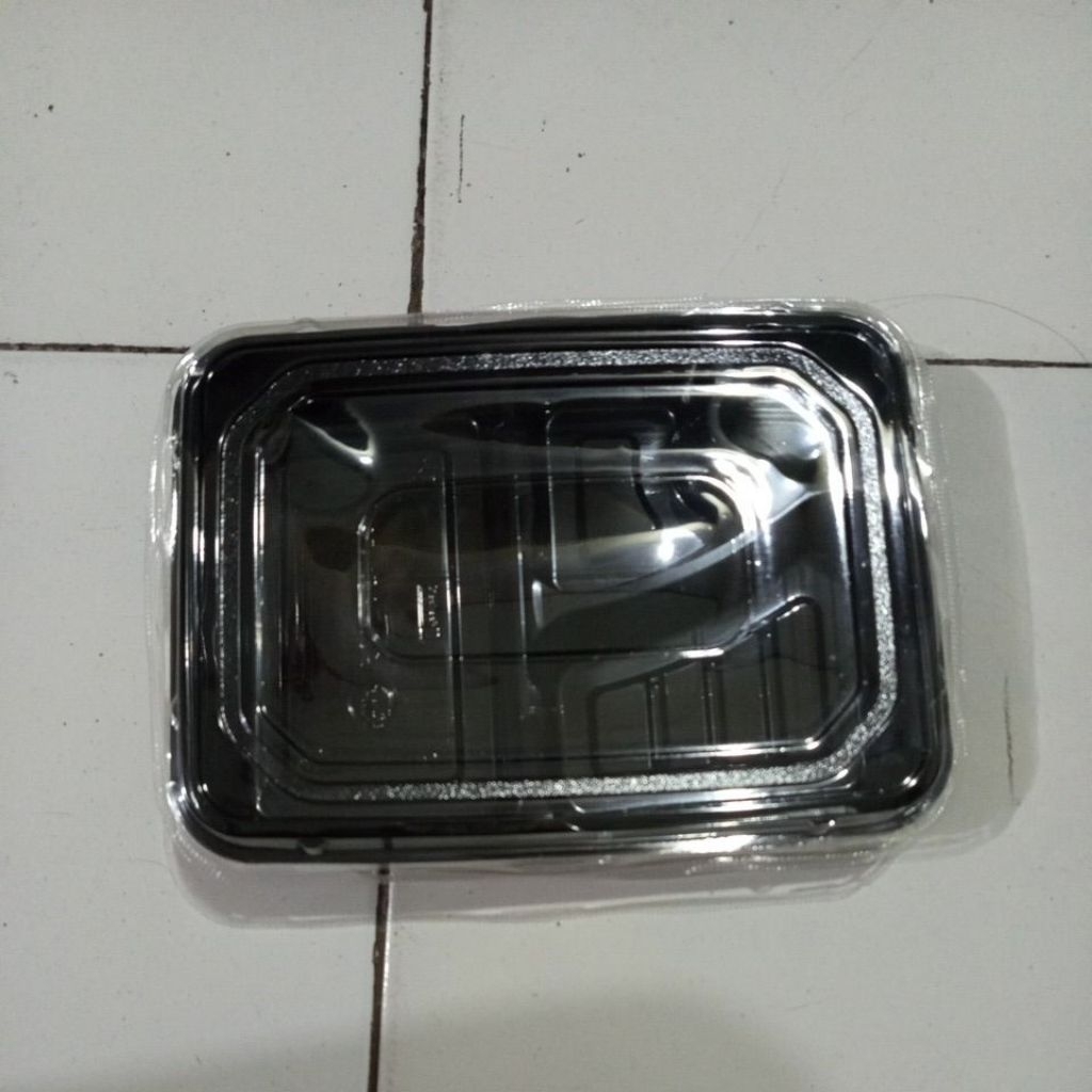 MIKA BOX BENTO 4SEKAT TEMPAT KUE ULTAH NASI KUNING BEKAL ANAK LUCU MENARIK PRAKTIS TEMPAT PENYIMPANA