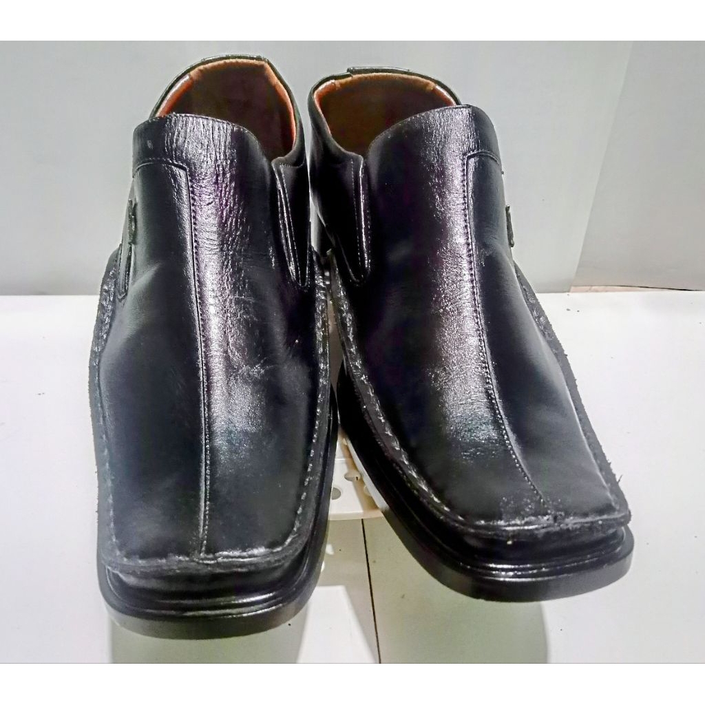 Bally - Sepatu Pria Elegan Trend Keren Kekinian Formal Kulit Import Original
