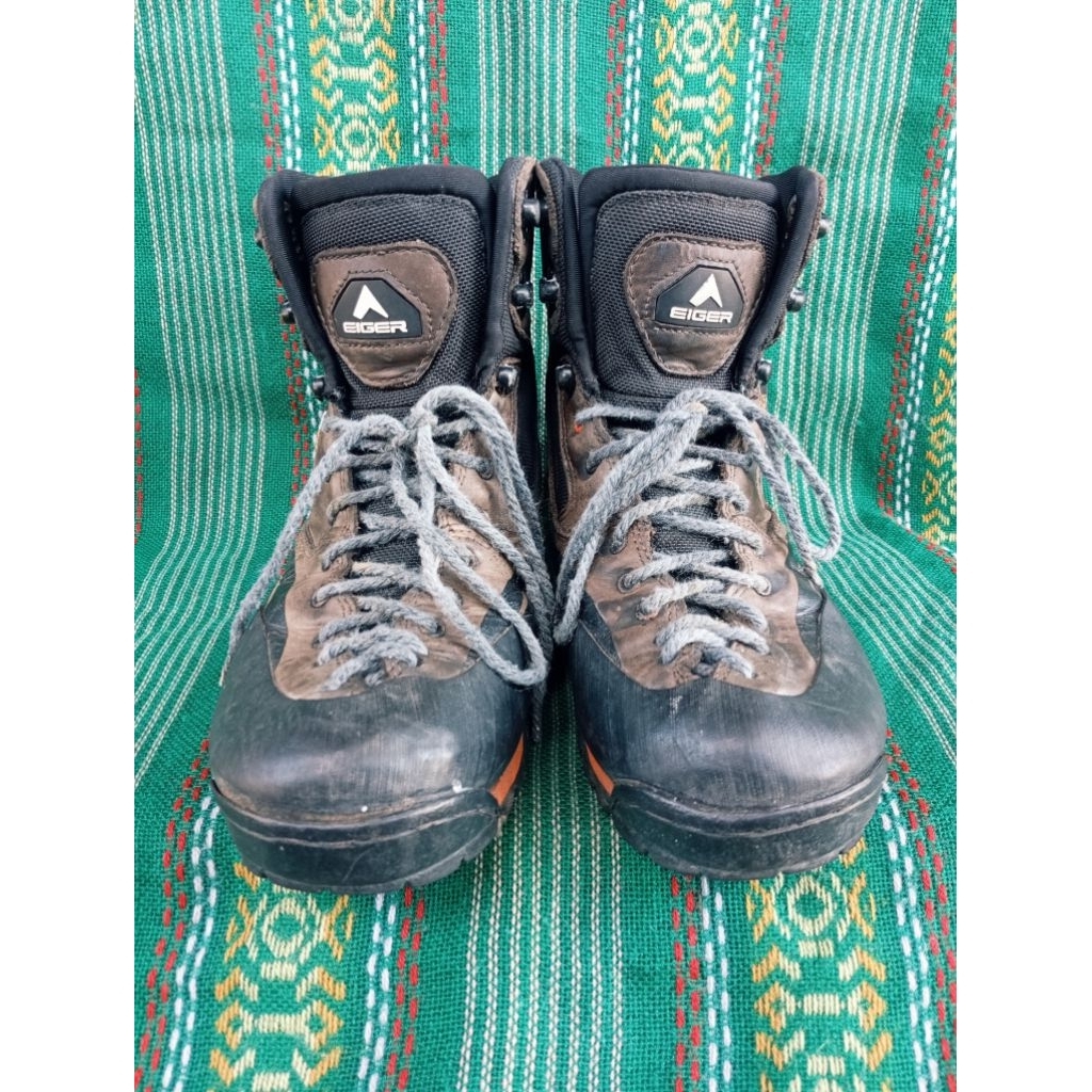 Sepatu Kulit Boot Eiger Python HC Original (39)