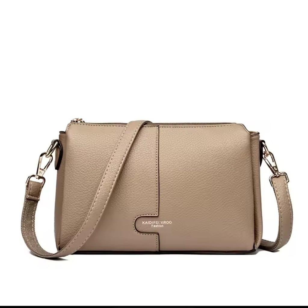 Tas Selempang  Wanita Desain Simple & Unik