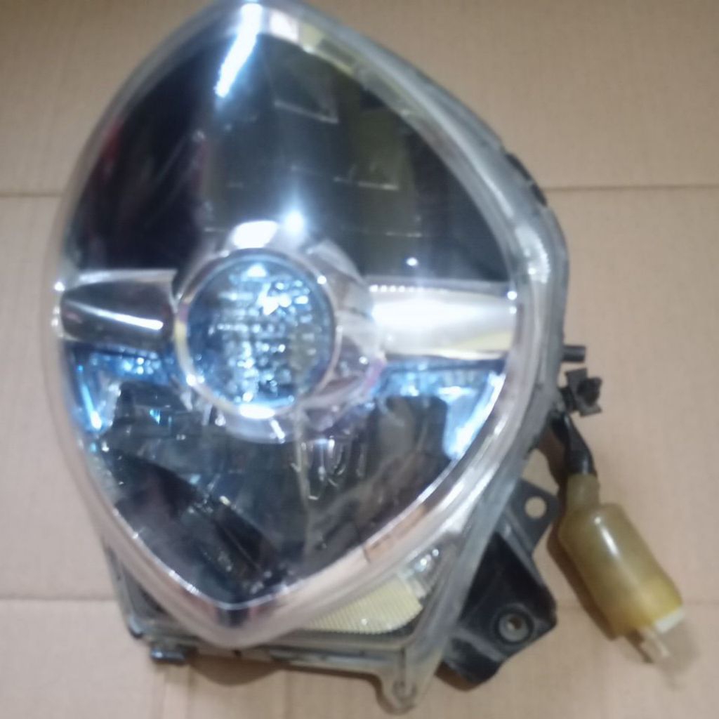 Lampu Depan Fino 125 Grande Fino Grande LED Original second/bekas stanley Original