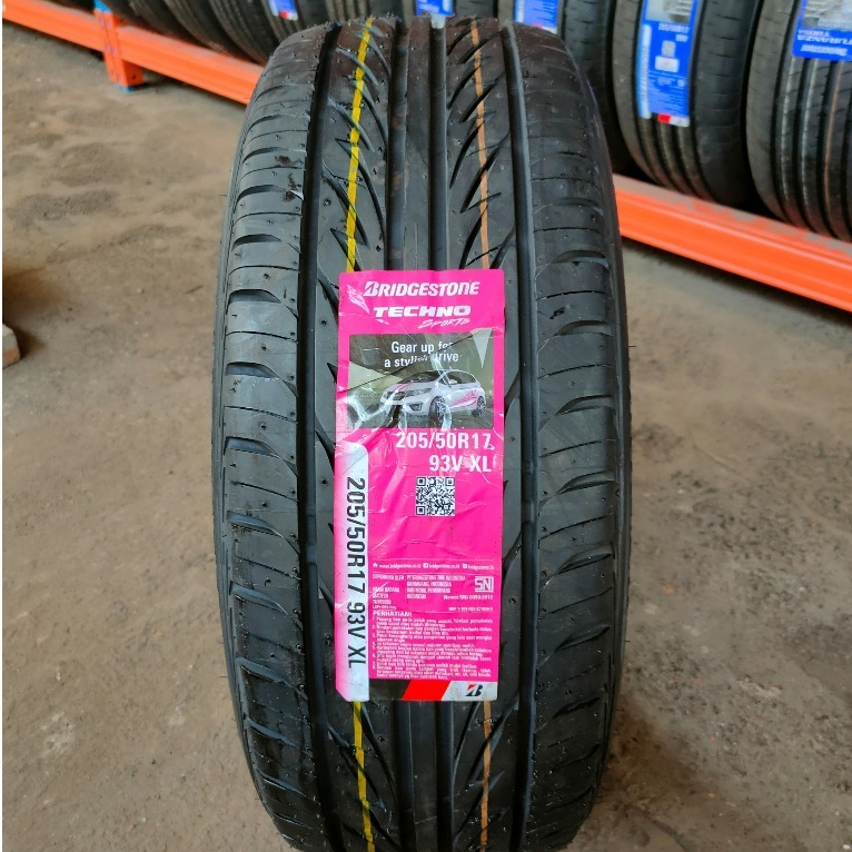 BRIDGESTONE TECHNO SPORT SIZE 205/50 R17 - BAN MOBIL SPORTY HONDA JAZZ