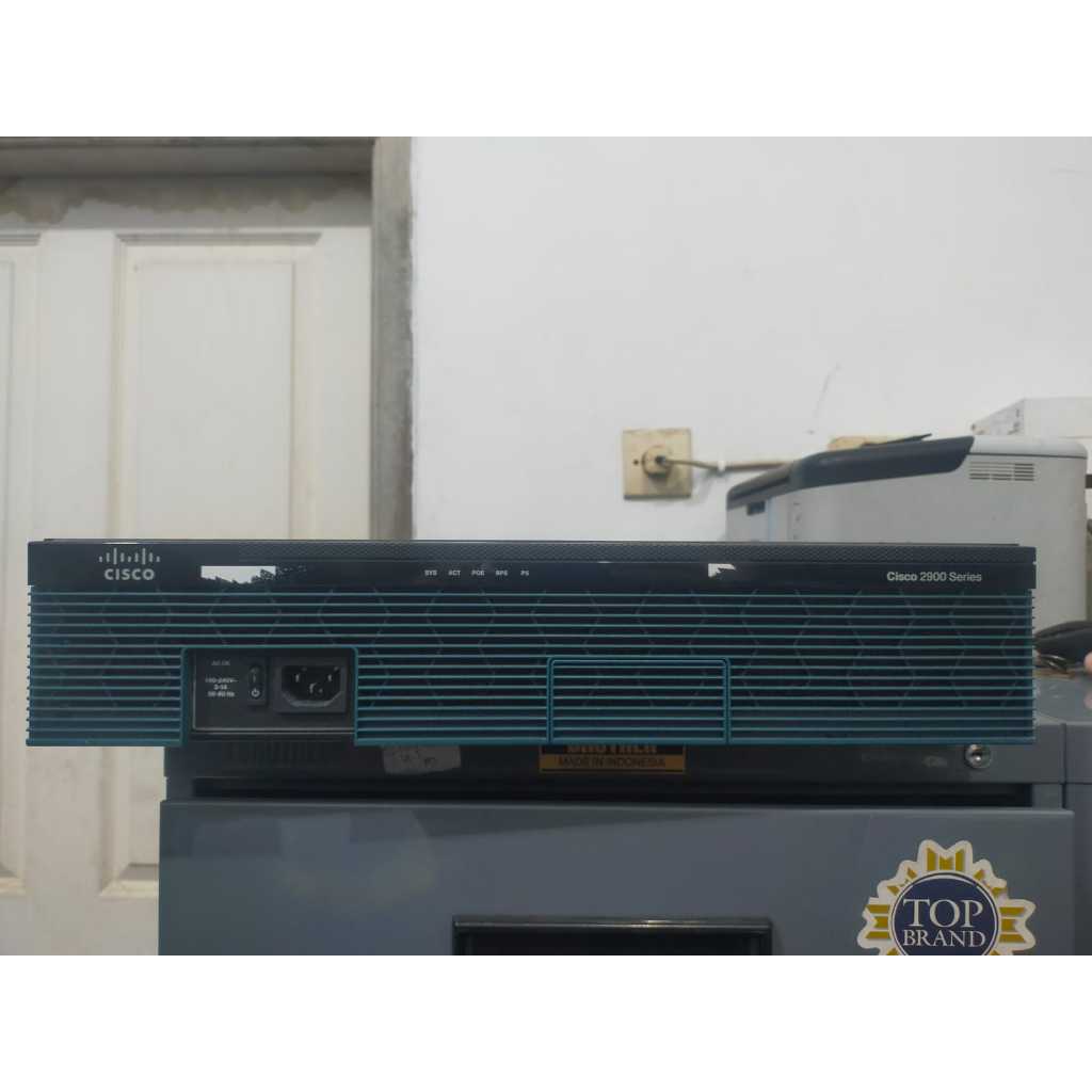 Router Cisco 2900 Series ISR Perangkat Jaringan Kantor Bekas Normal