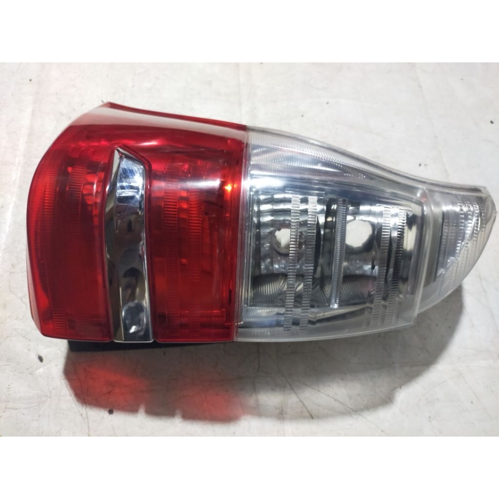Stoplamp Toyota Avanza Xenia 2019 2020 2021 original.