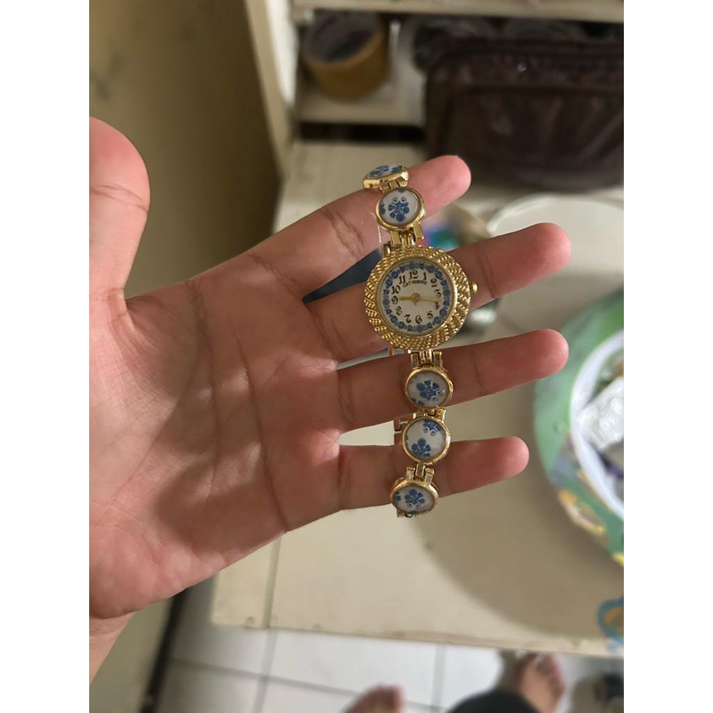 PRELOVED CATHERINE BLUE VINTAGE WATCH