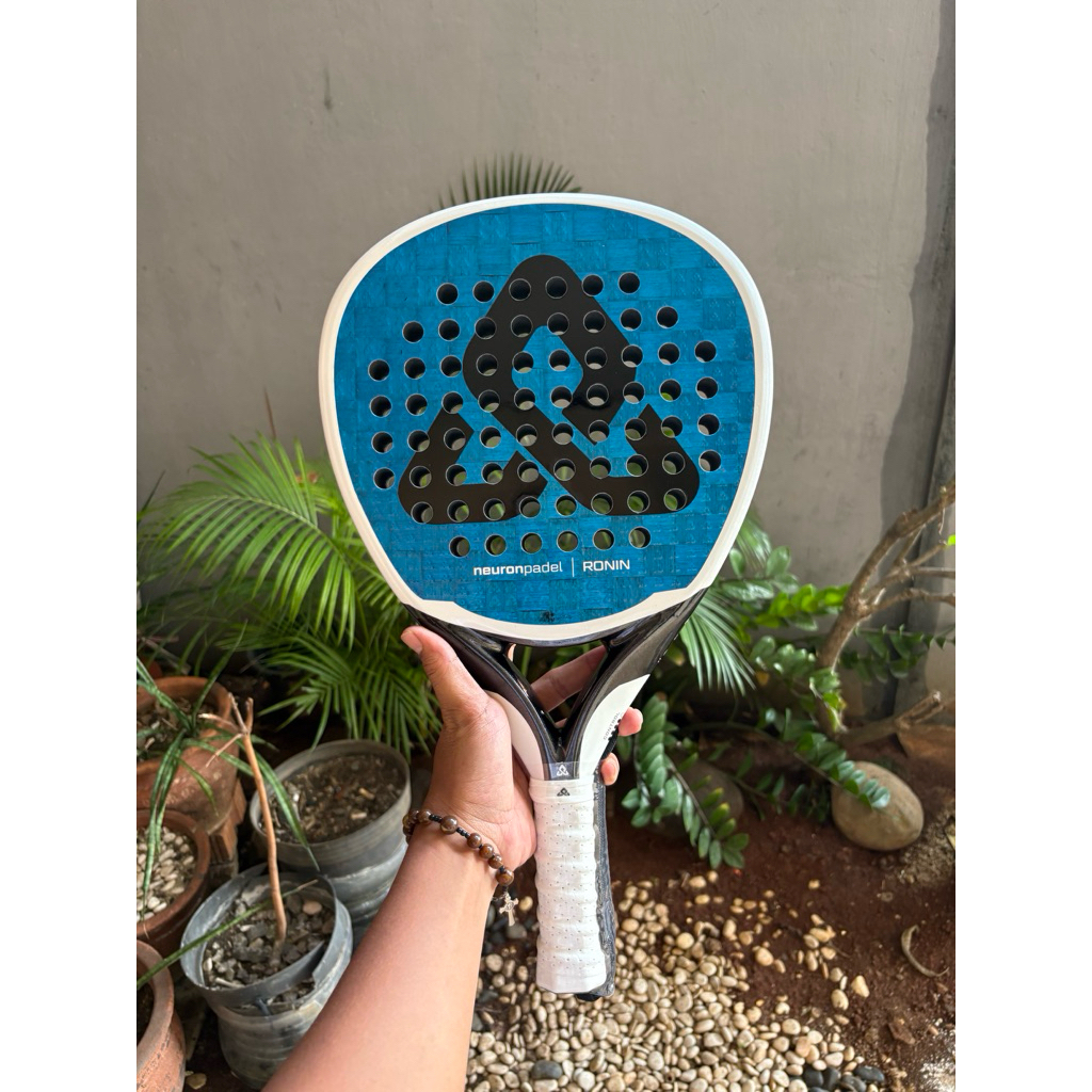 Neuron Padel Ronin V1