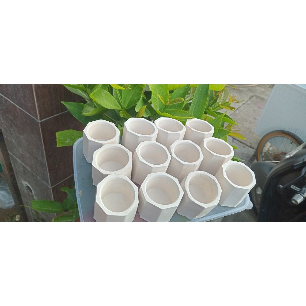 isi 12pcs pot mini / pot sukulen / pot kaktus