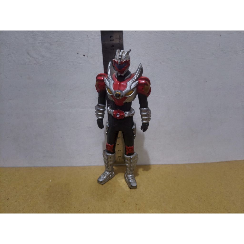 Armor Hero/ Warrior Dragon Man Auldey