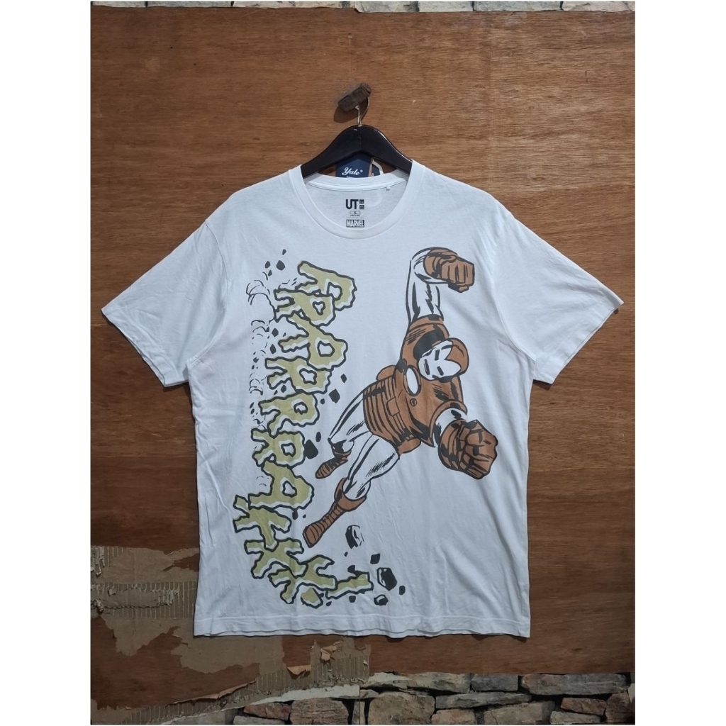 Kaos Katun Uniqlo UT Marvel Size "XL"