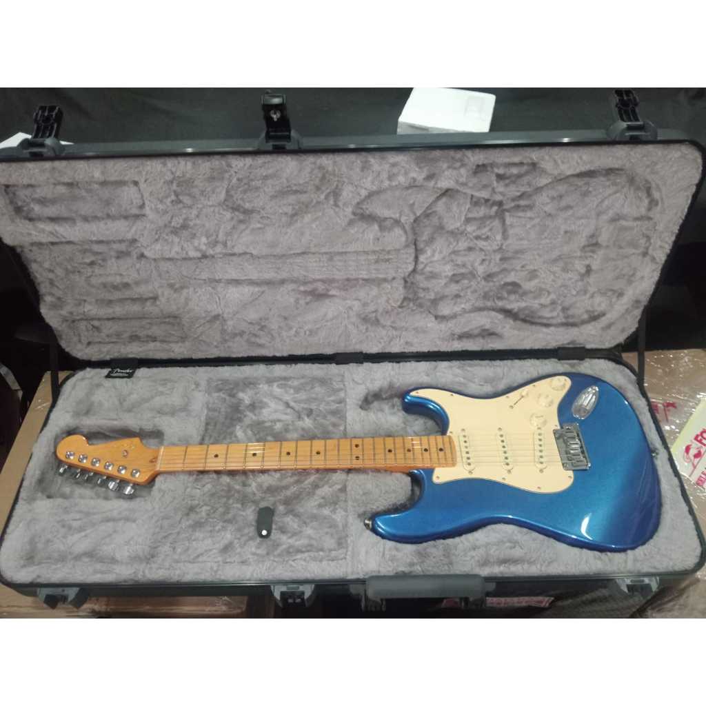 Fender American Ultra Stratocaster – Cobra Blue th2021