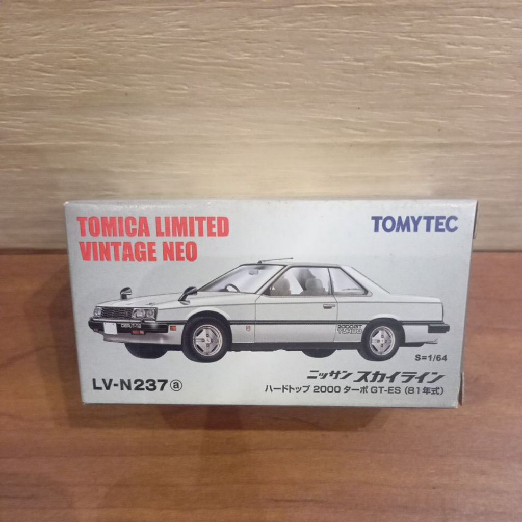 TOMICA LIMITED VINTAGE NEO LV-N237a NISSAN SKYLINE HARDTOP 2000 TURBO GT-ES