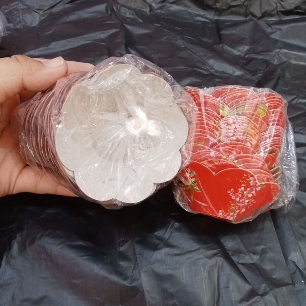 Cup Sudi Tatakan Kue Bikang Ivory / Cup sudi bikang / alas kue / tatakan kue isi 150 pcs
