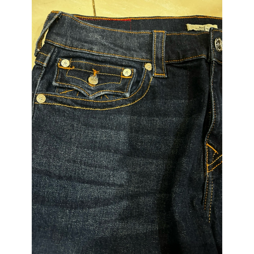 TRUE RELIGION RICKY JEANS SIZE 33