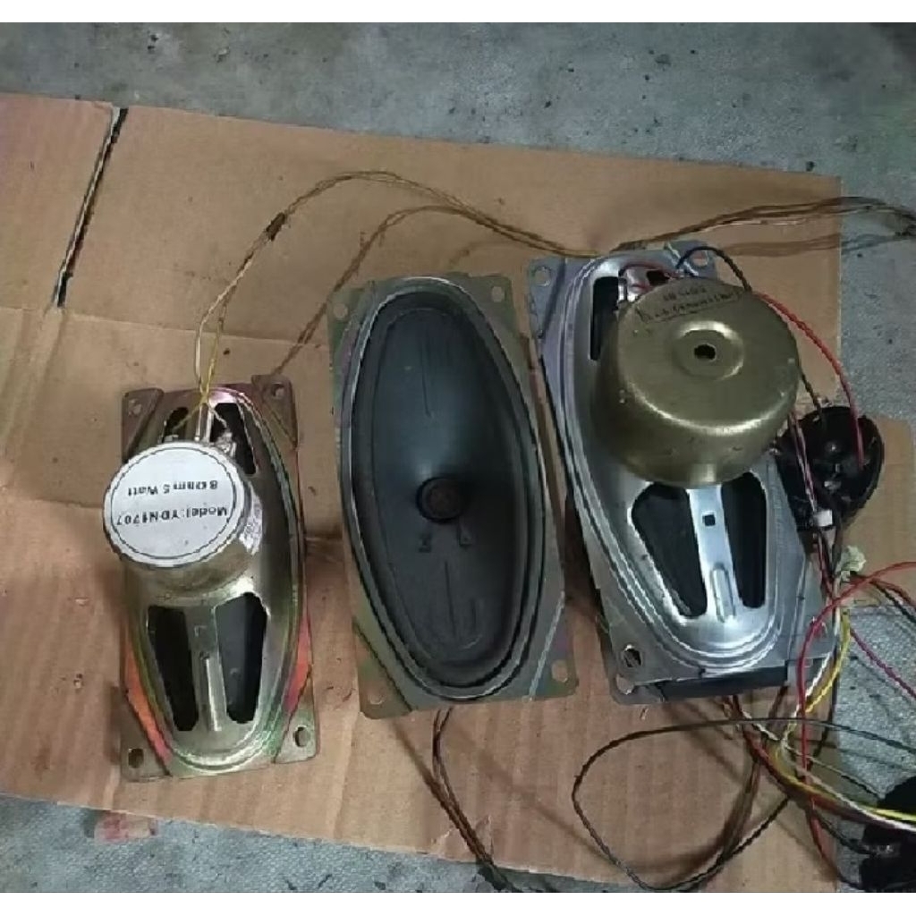Speaker Tv Lonjong original Politron tabung
