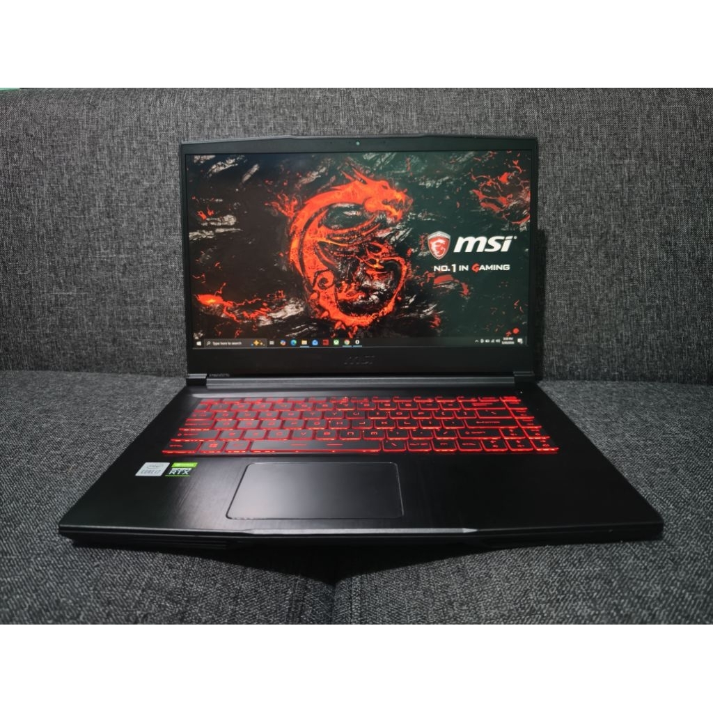 RTX 3050, Core i7 gen 10, 16/512, MSI GAMING GF63, normal siap pakai