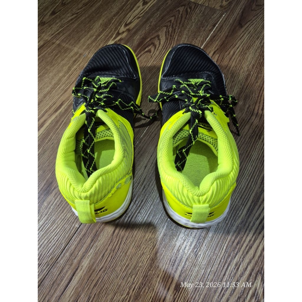 Lining Ultramax sepatu badminton second original
