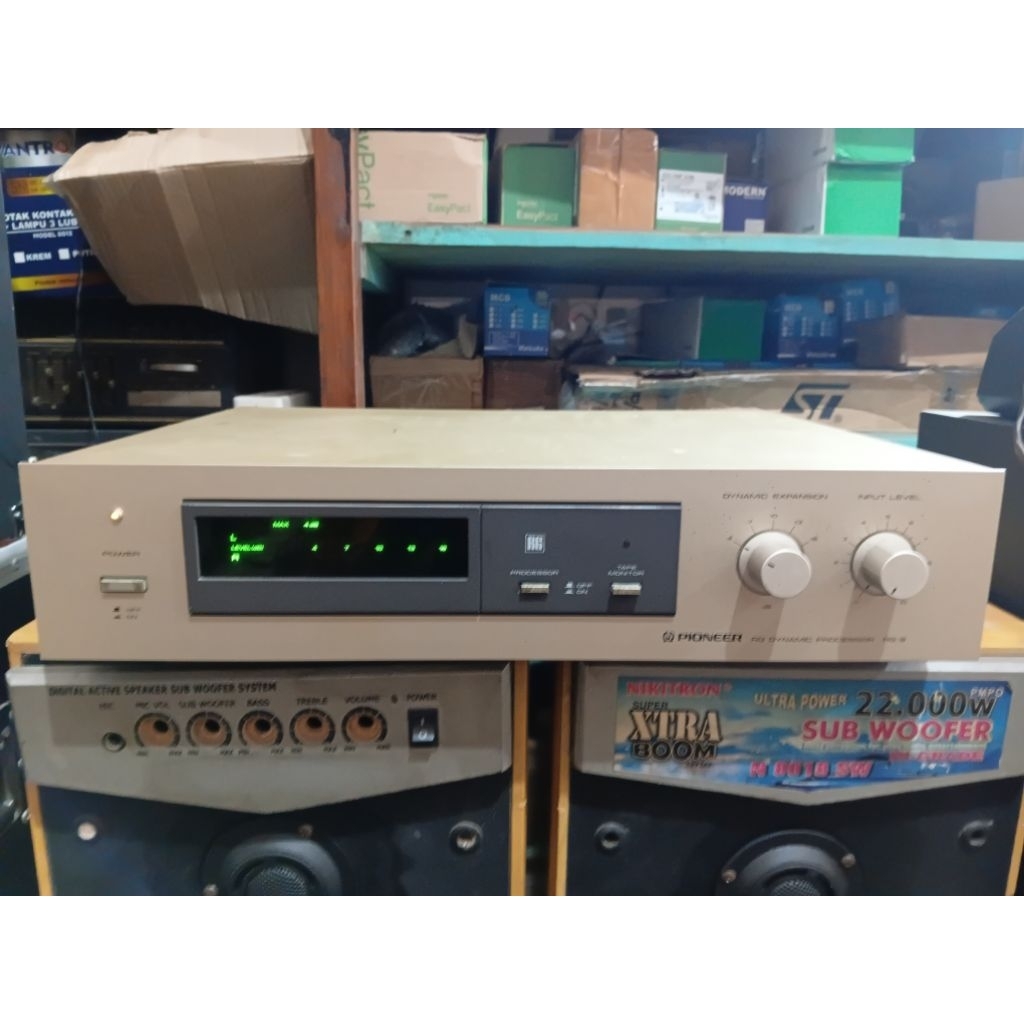 Preamp Paramaterik Equalizer Dynamic Processor Pioneer RG 9 ori Japan Segelan