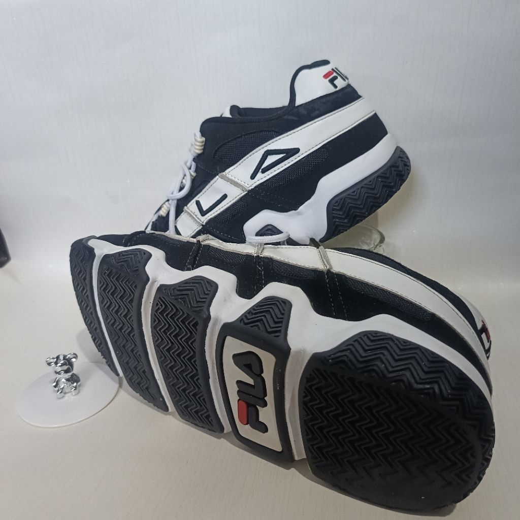 FILA Barricade XT 97.