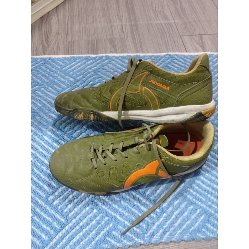 Sepatu futsal Ortuseight Preloved