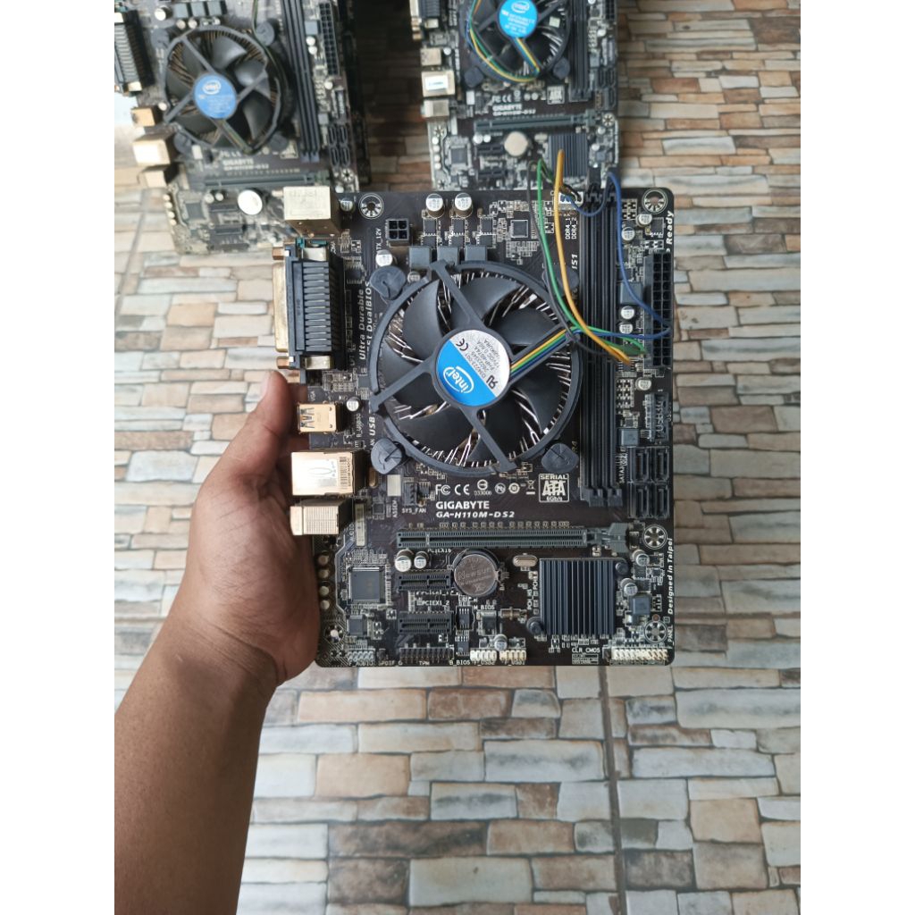 Paket Intel G4560 Gigabyte GA H110M DS2 Include Fan Intel No RAM Normal Siap Pakai