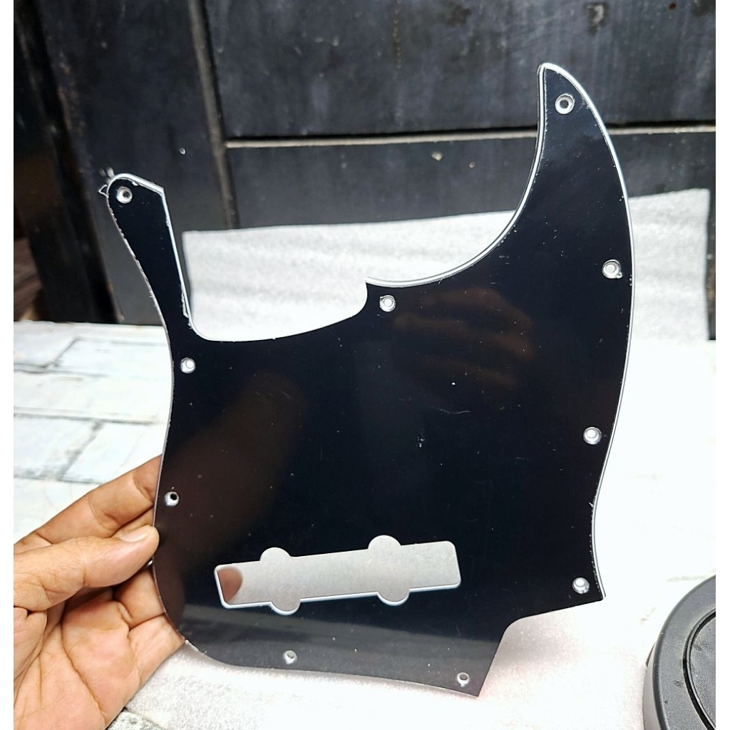 Pickguard Fender Jazz Bass 5 string hitam 3ply Original Squier