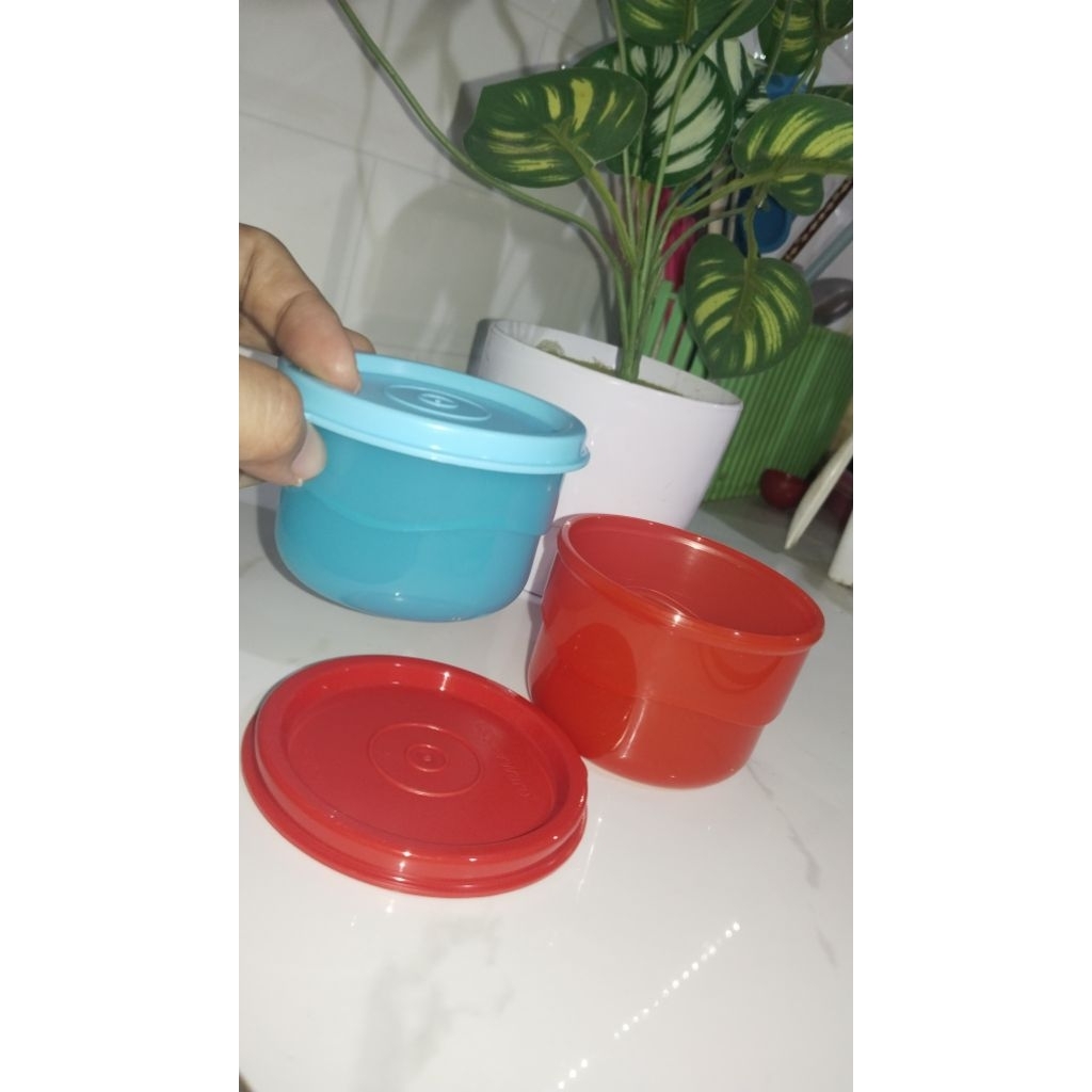 snack cup Tupperware