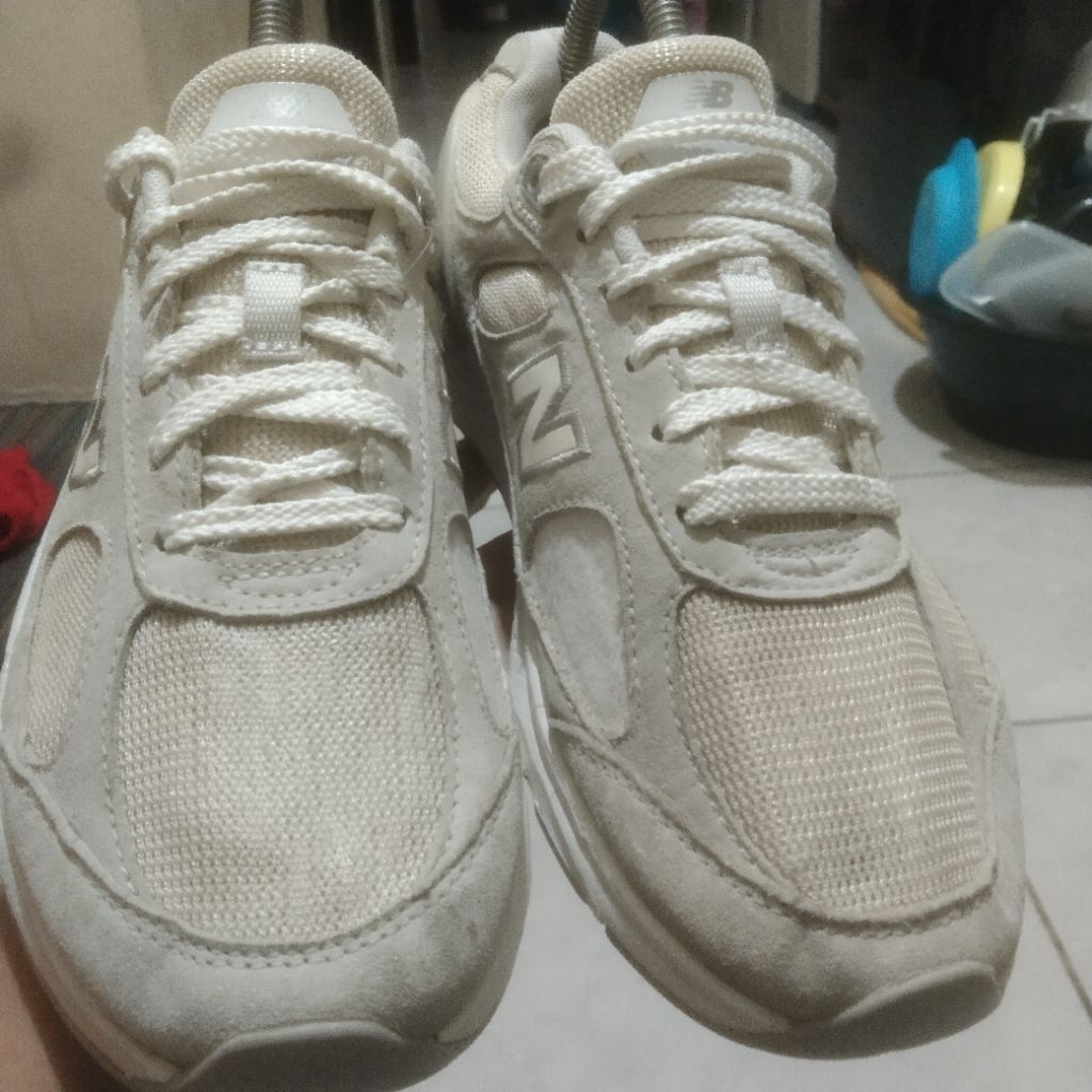 sepatu NB FRESH FOAM 1880 ukuran size 40 insol 25 legit THN 2024