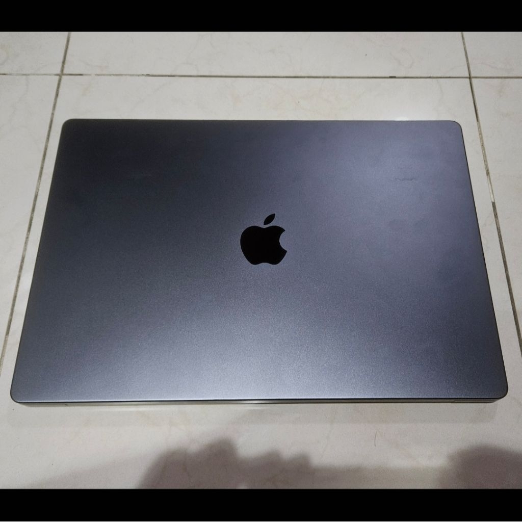 Macbook Pro M3 Pro 36GB 512GB 16 inch