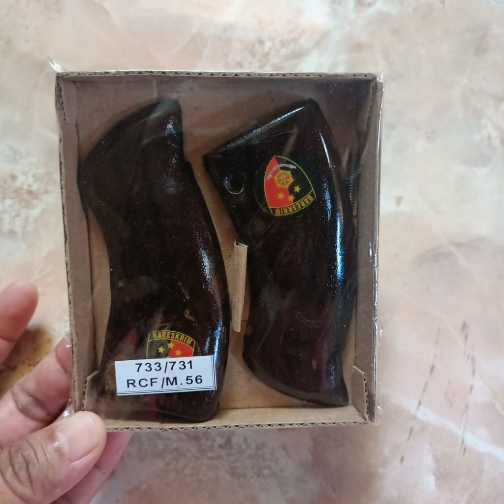 Gagang Kayu 733/731/RCF/M.56 Logo