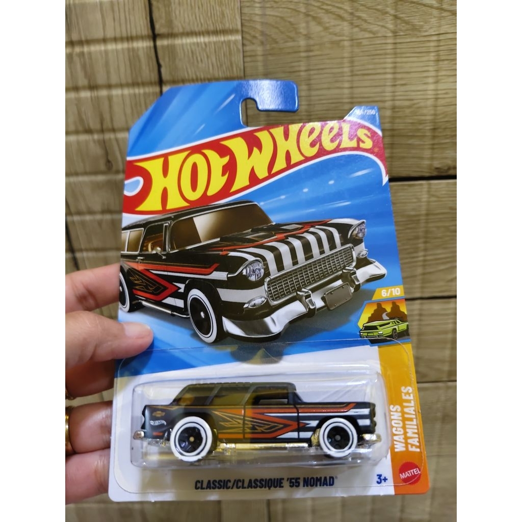 Hot Wheels CLASSIC / CLASSIQUE 55 NOMAD HotWheels Fantasy Car HW Fantasy