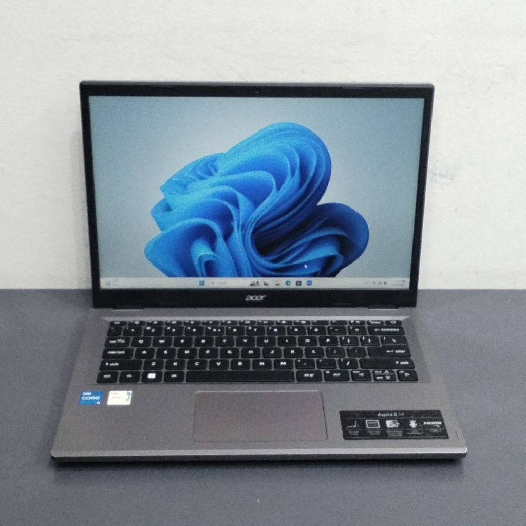 Laptop Acer Aspire 5 Intel core i5-1335U RAM 8GB SSD 512GB