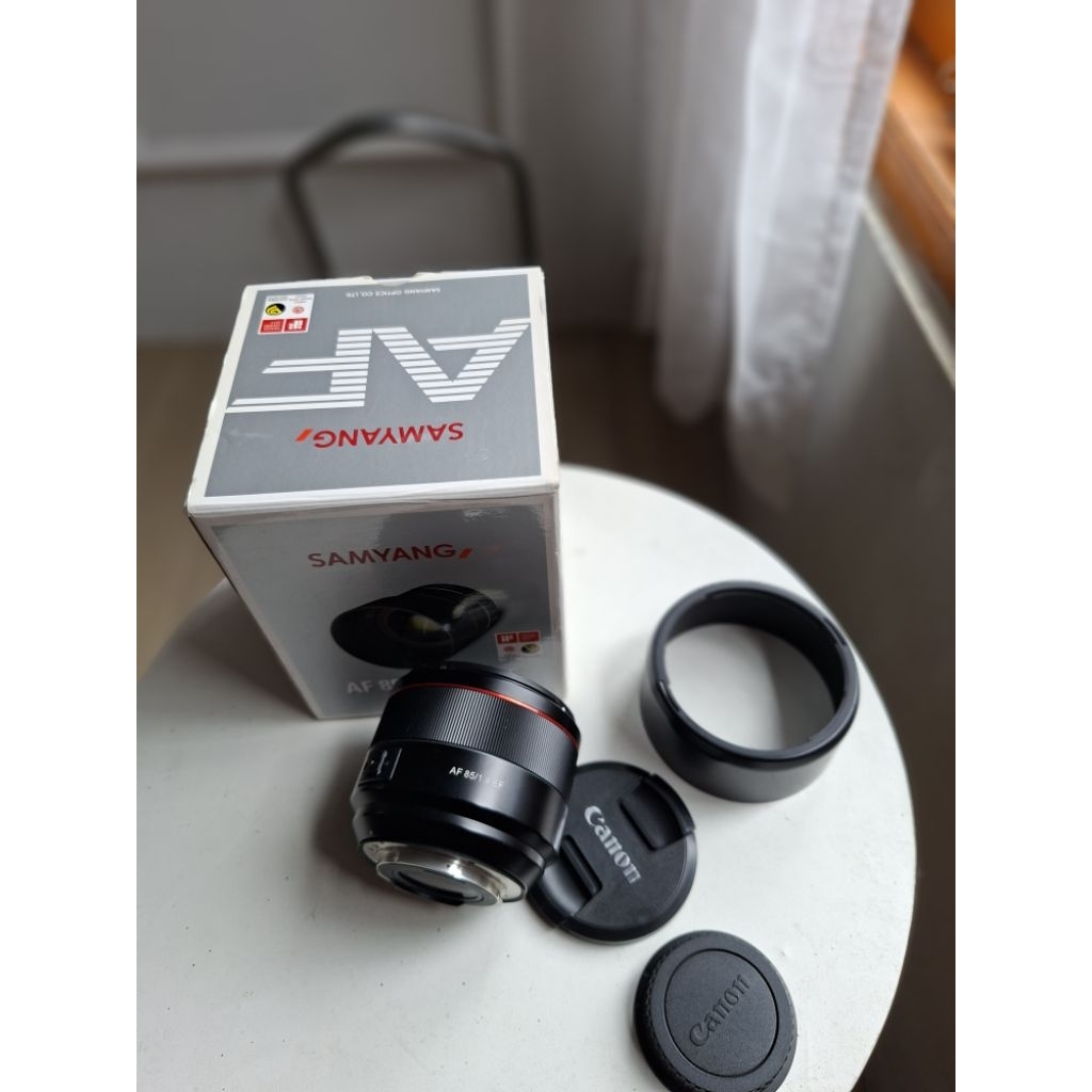samyang 85mm f1.4 for canon