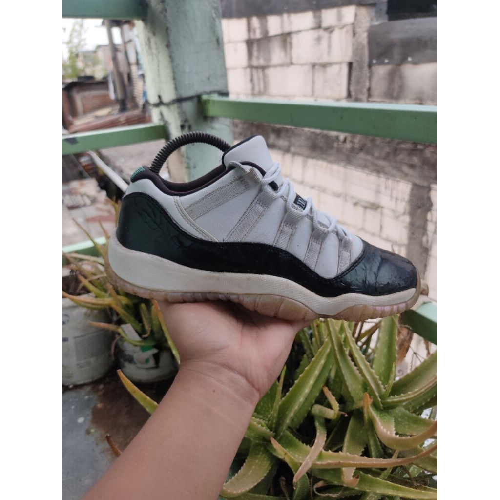 Jordan Retro 11 Black White Gum Basket Sneakers Original Sepatu Basket Size 39