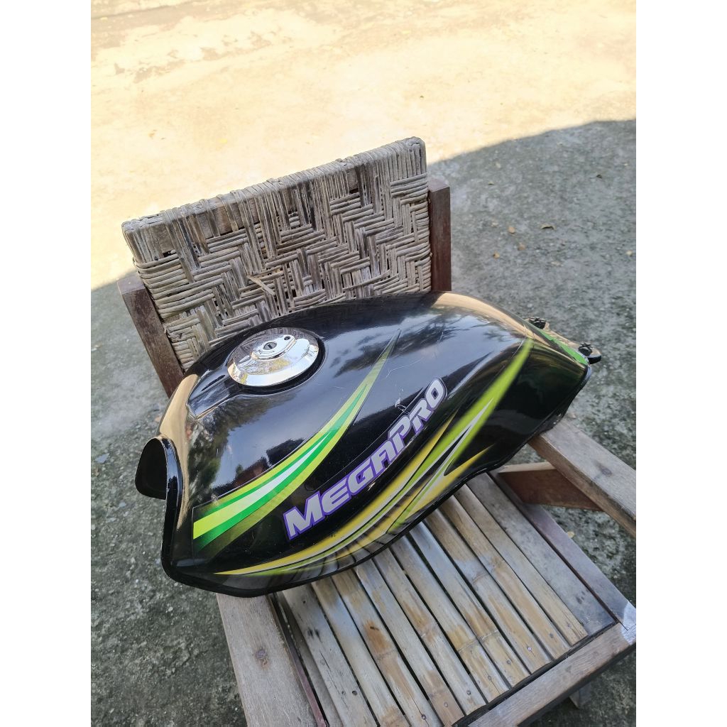 TANGKI MEGAPRO LAMA/MEGAPRO HIU ORIGINAL COPOTAN ( ORIGINAL LEPASAN )