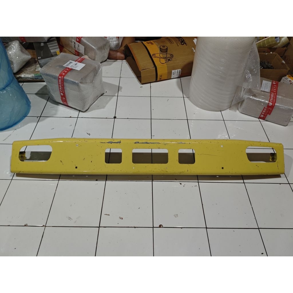 Bemper Mitsubishi Canter 136ps/FE84SHDX Euro 4 Copotan Original