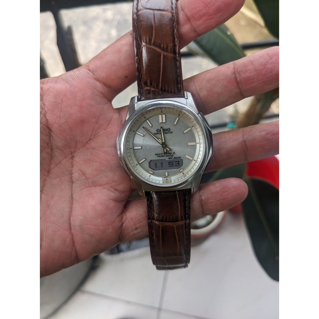 Casio WVA M630 solar