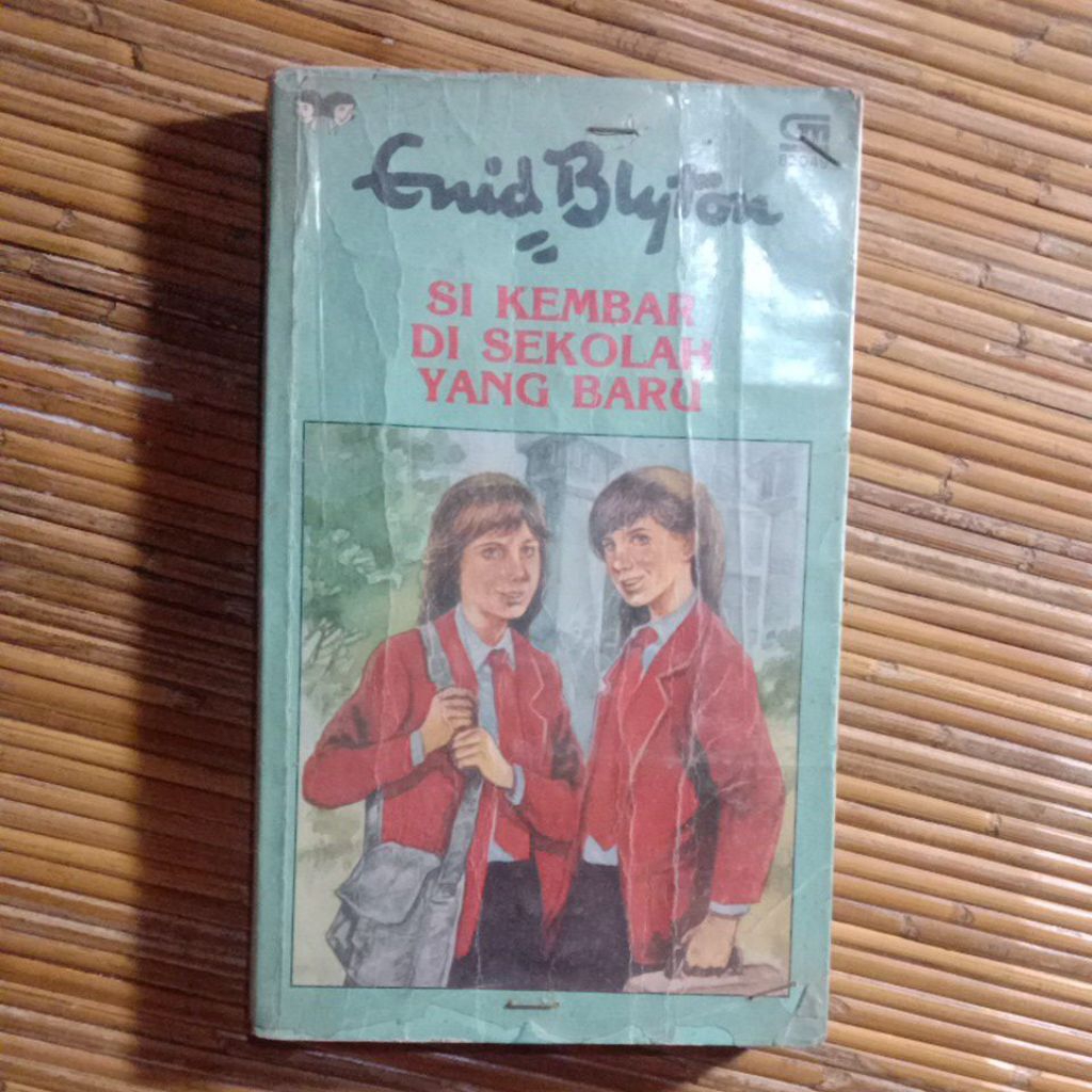 Buku Lawas Original Enid Blyton Si Kembar Di Sekolah yang Baru