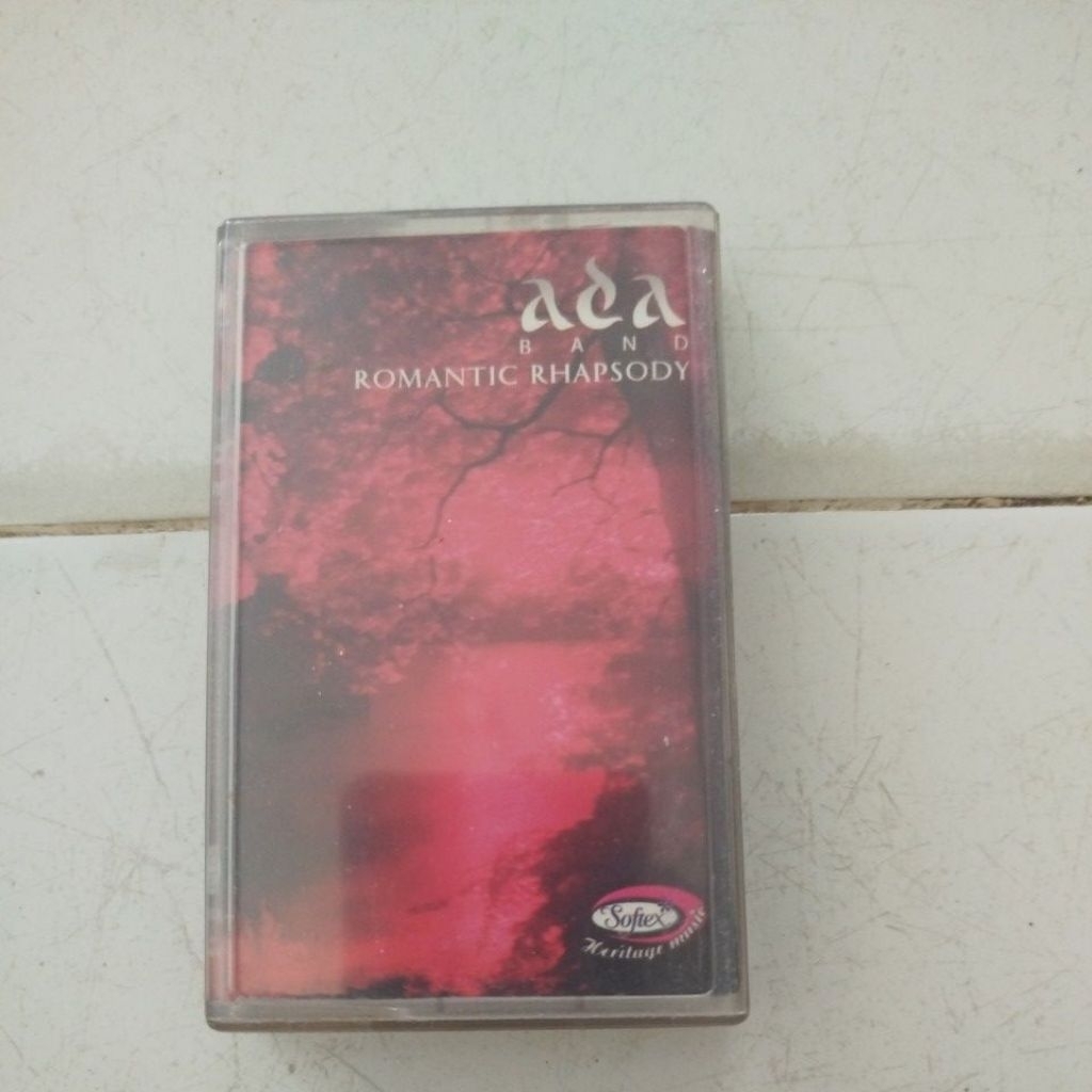 Kaset Ada Band