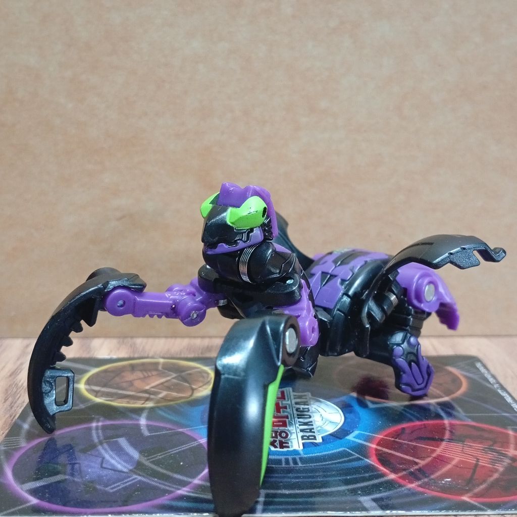 Bakugan Mantonoid Dx Darkus