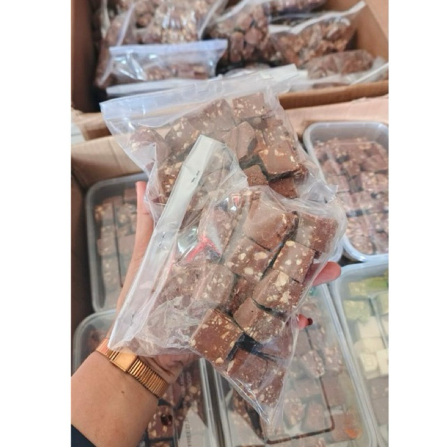 COKLAT/COKLAT PATAHAN/COKLAT PREMIUM