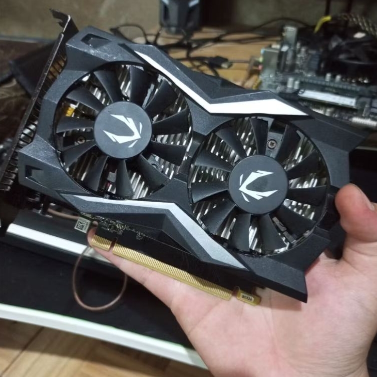 Zotac Gaming GTX 1650 4gb ddr5 no pin power