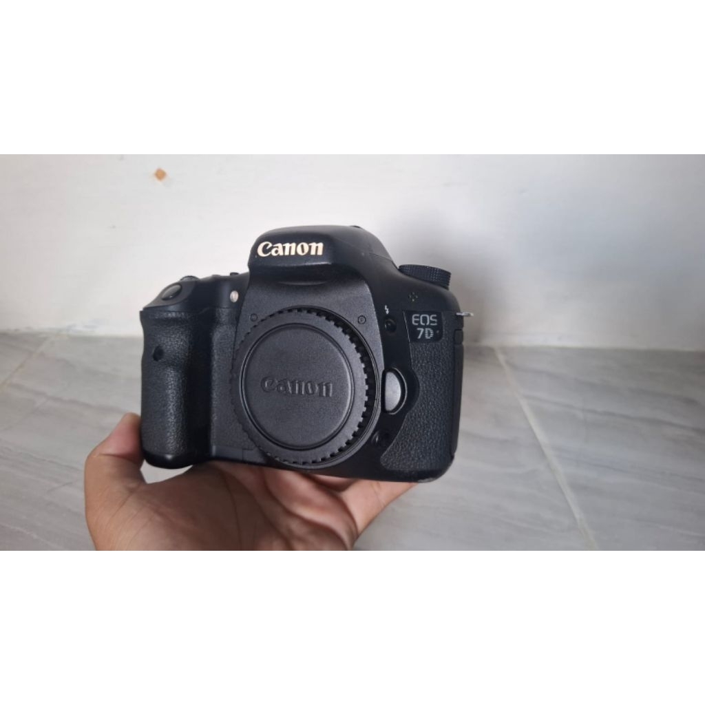 Canon 7D Body Only