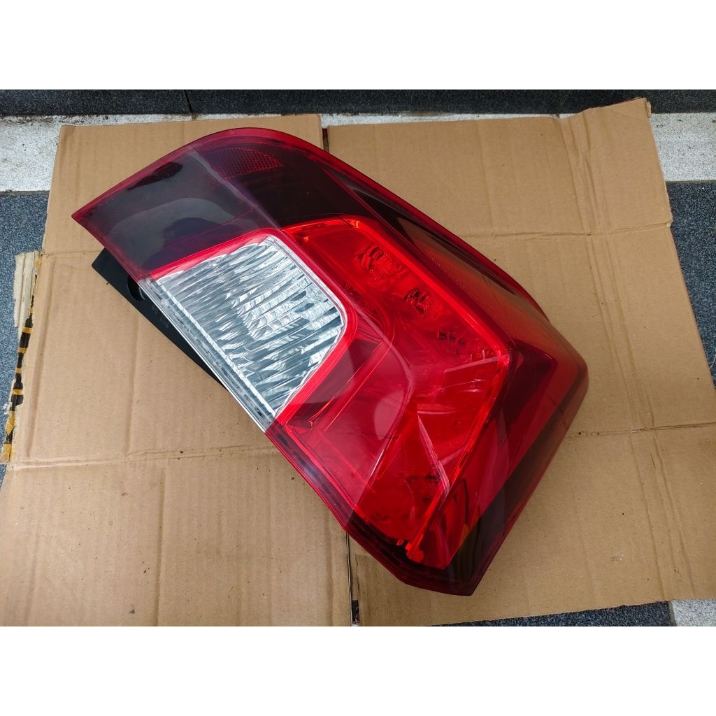 Stoplamp Belakang Honda Jazz RS GK5 kiri original copotan