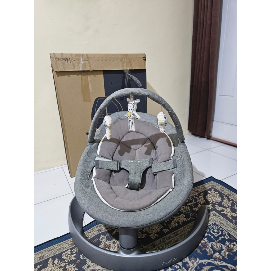 preloved bouncer bayi NUNA LEAF GROW