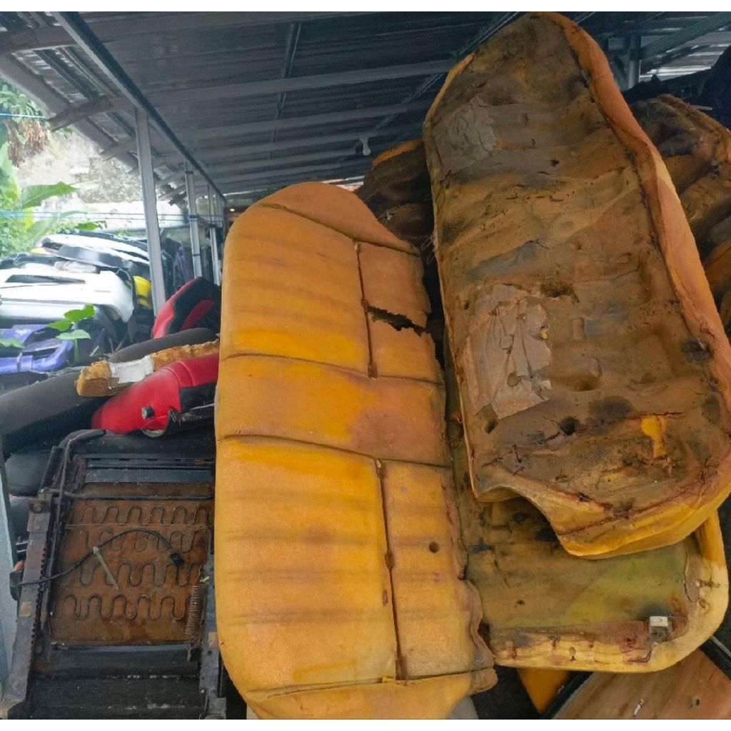 Busa Super Kiloan Bekas Bongkaran Jok Mobil