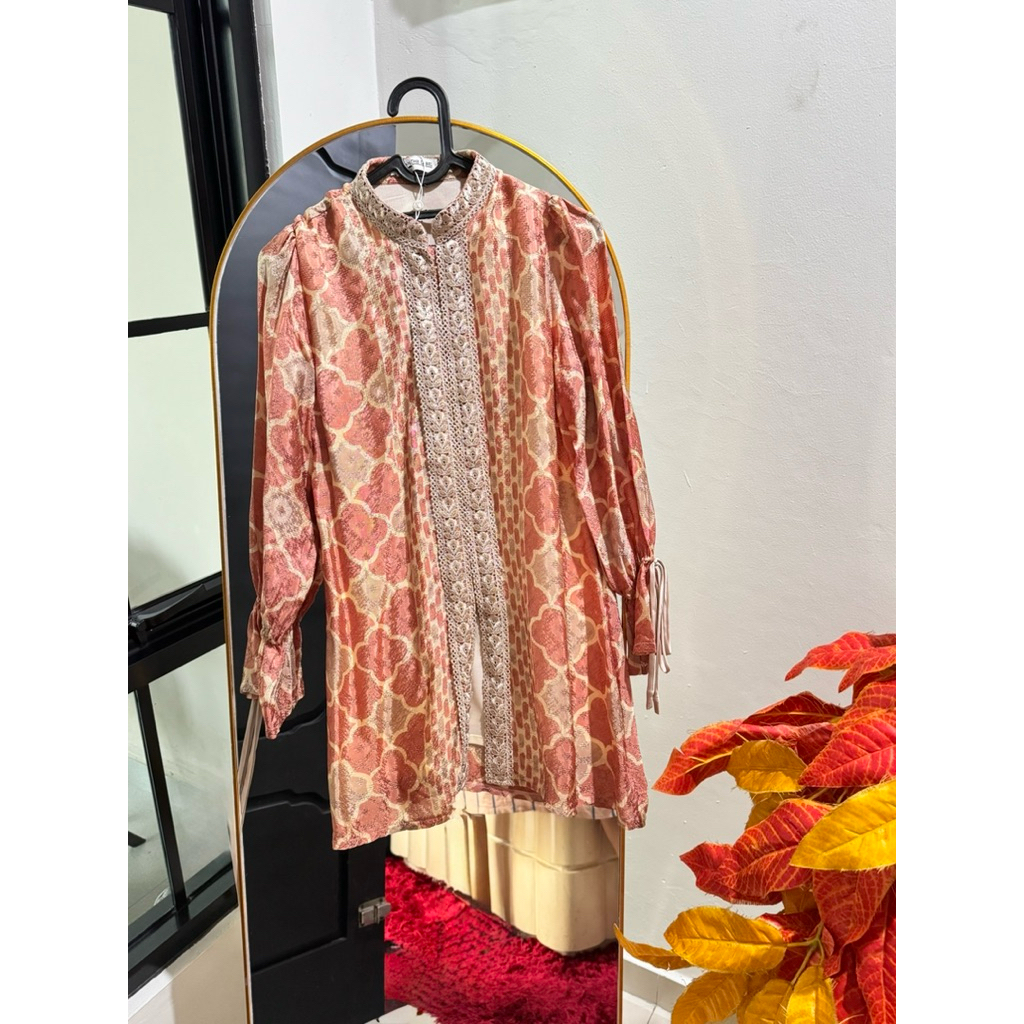 sarah the label keisha blouse