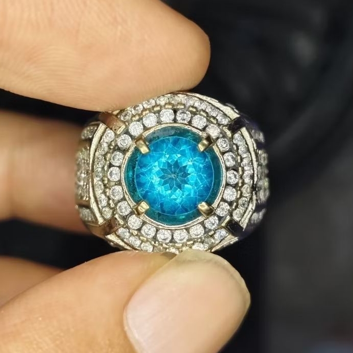 Natural Blue Topaz Swiss 2.50crt Kristal Luster Gemericik Mewah Birunya Menawan Lab Memo GLI