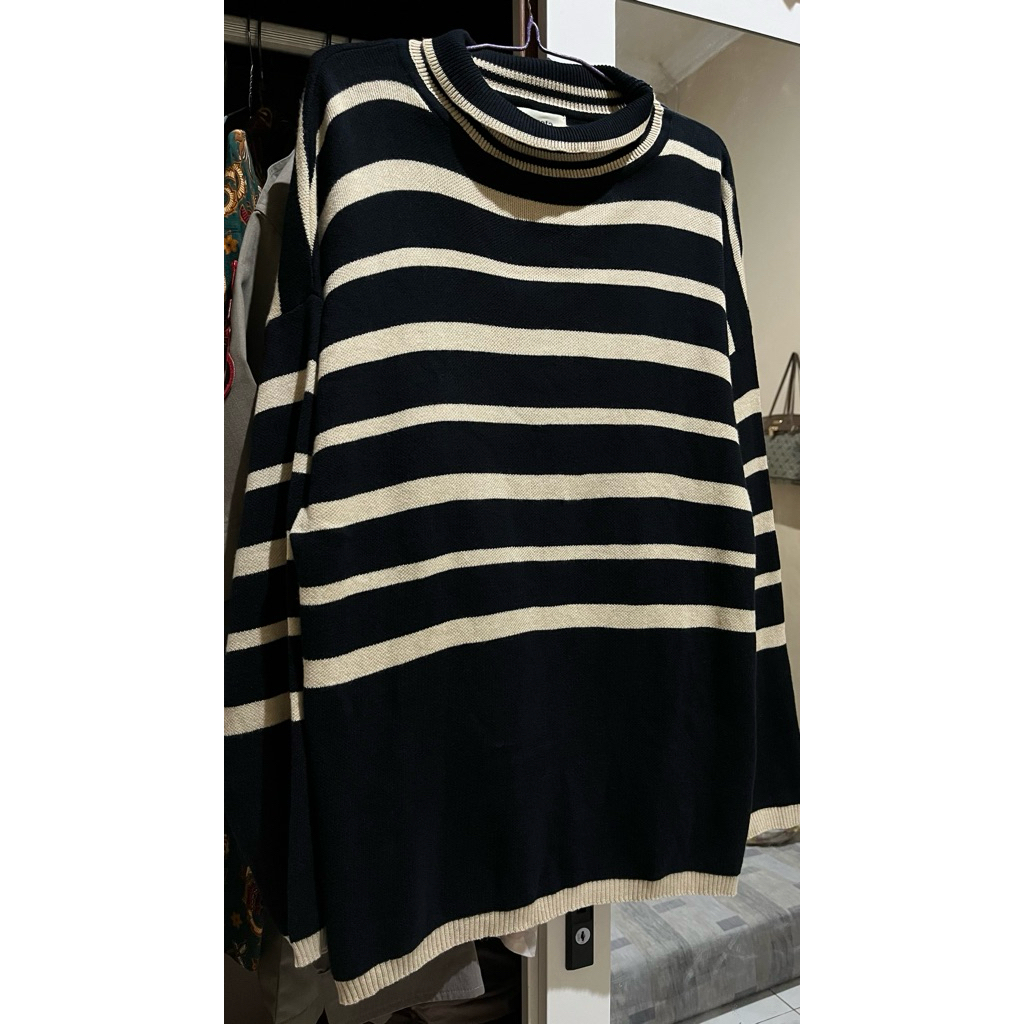 PRELOVED NUETA SWEATER