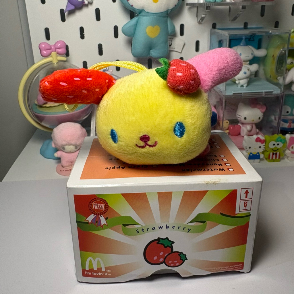 Usahana mcdonalds Sanrio Fruit Nation (Usahana Strawberry) Bag charm Keychain Plush