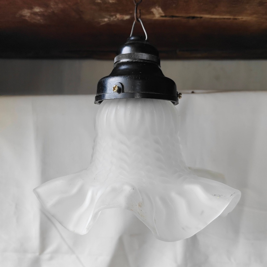 Pajangan Vintage Lampu Gantung Kap Kaca